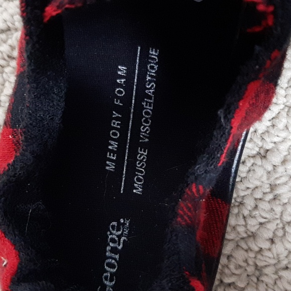 Buffalo Plaid Sneakers - Picture 3 of 7